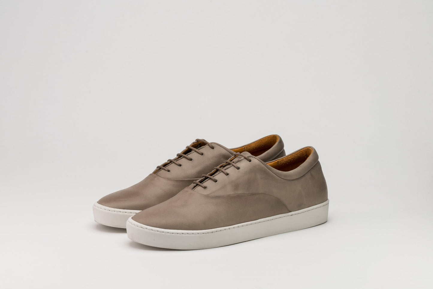 Empire Taupe V.S.