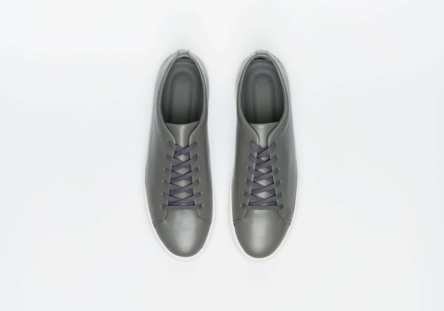 Royal Grey V.S.