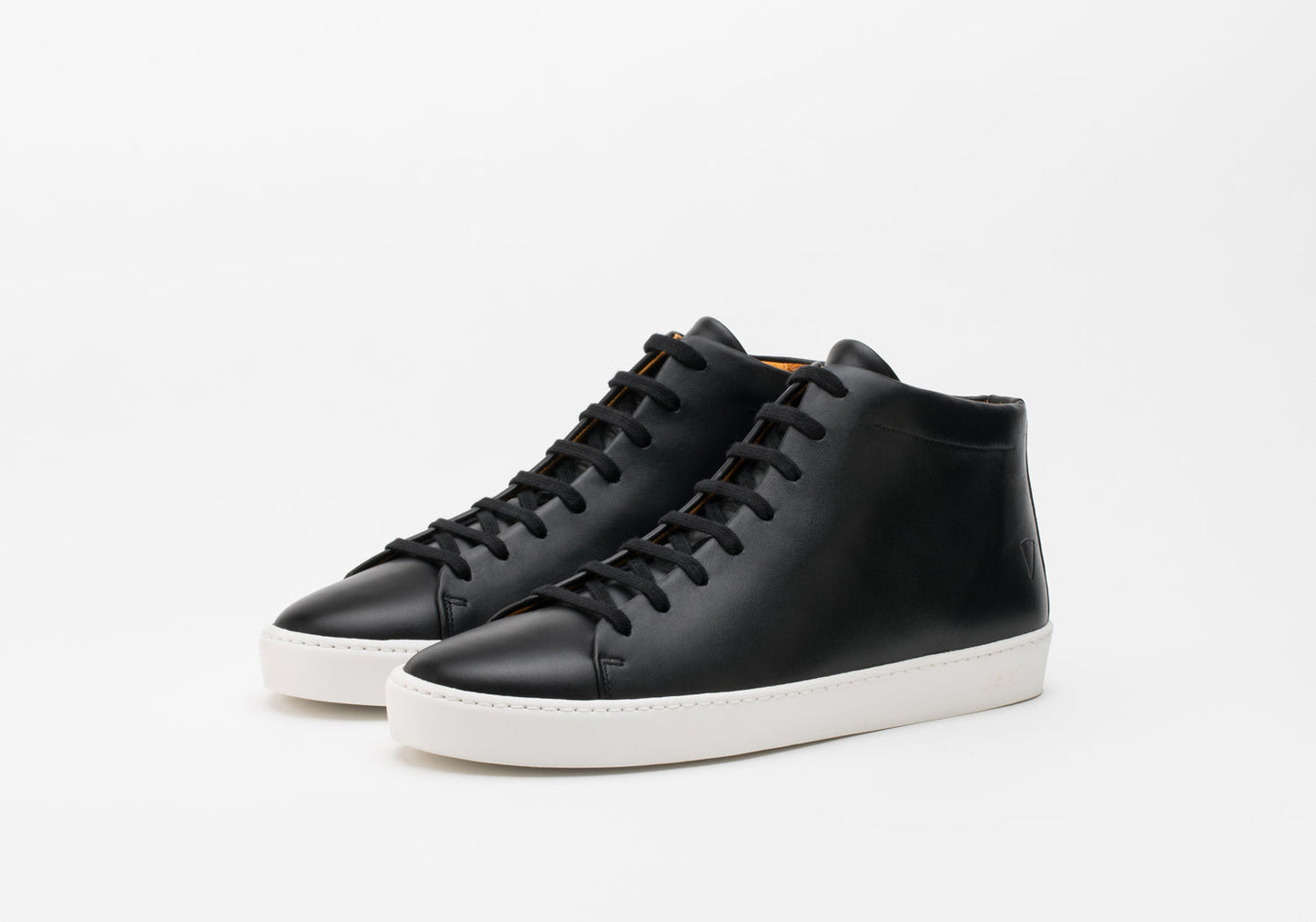 Royal Hi Black V.S.