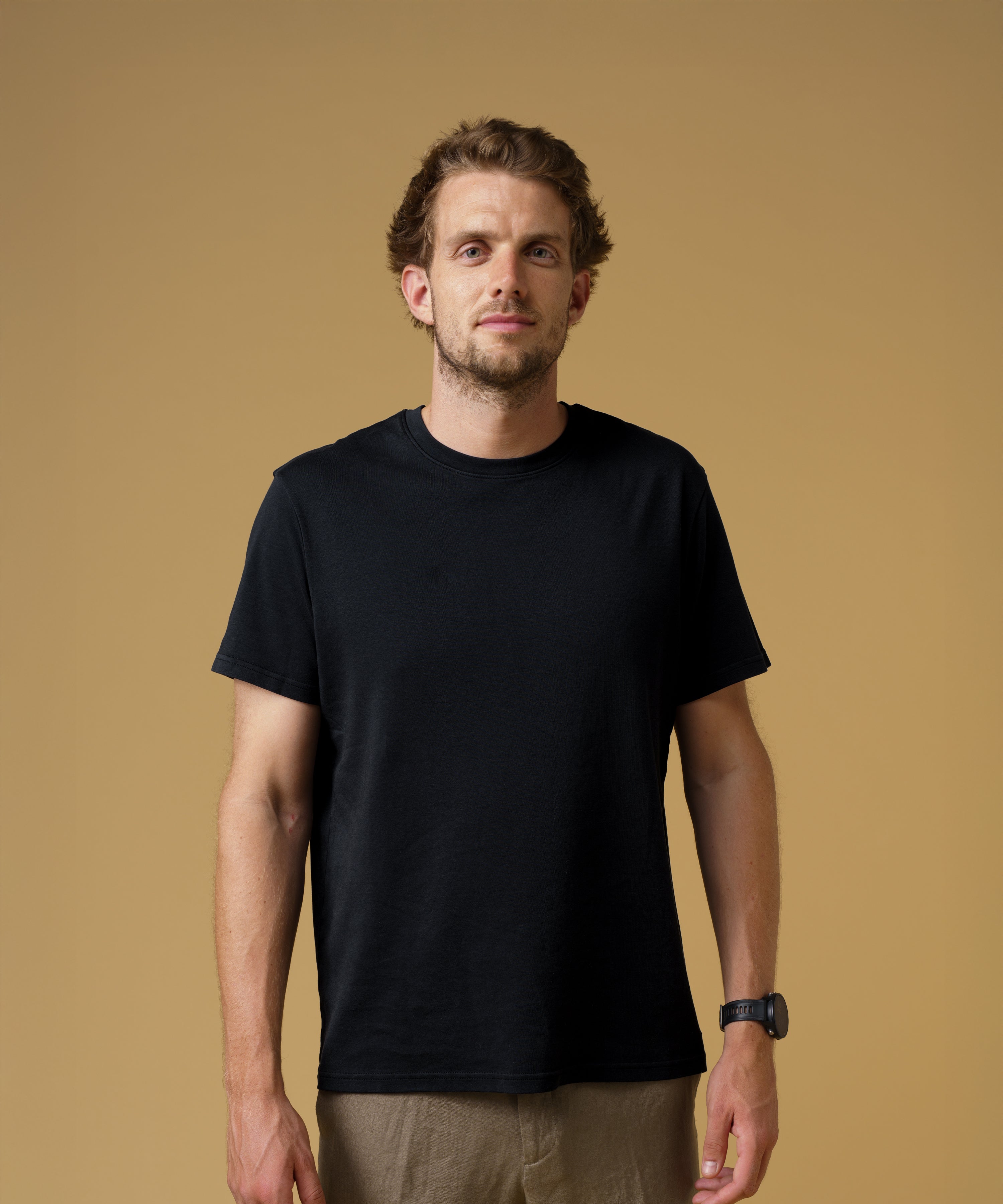 files/tshirt01-men-black-site-1.jpg