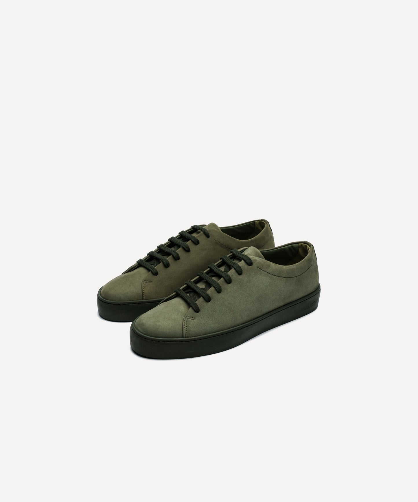 Royal Nubuck Bottle