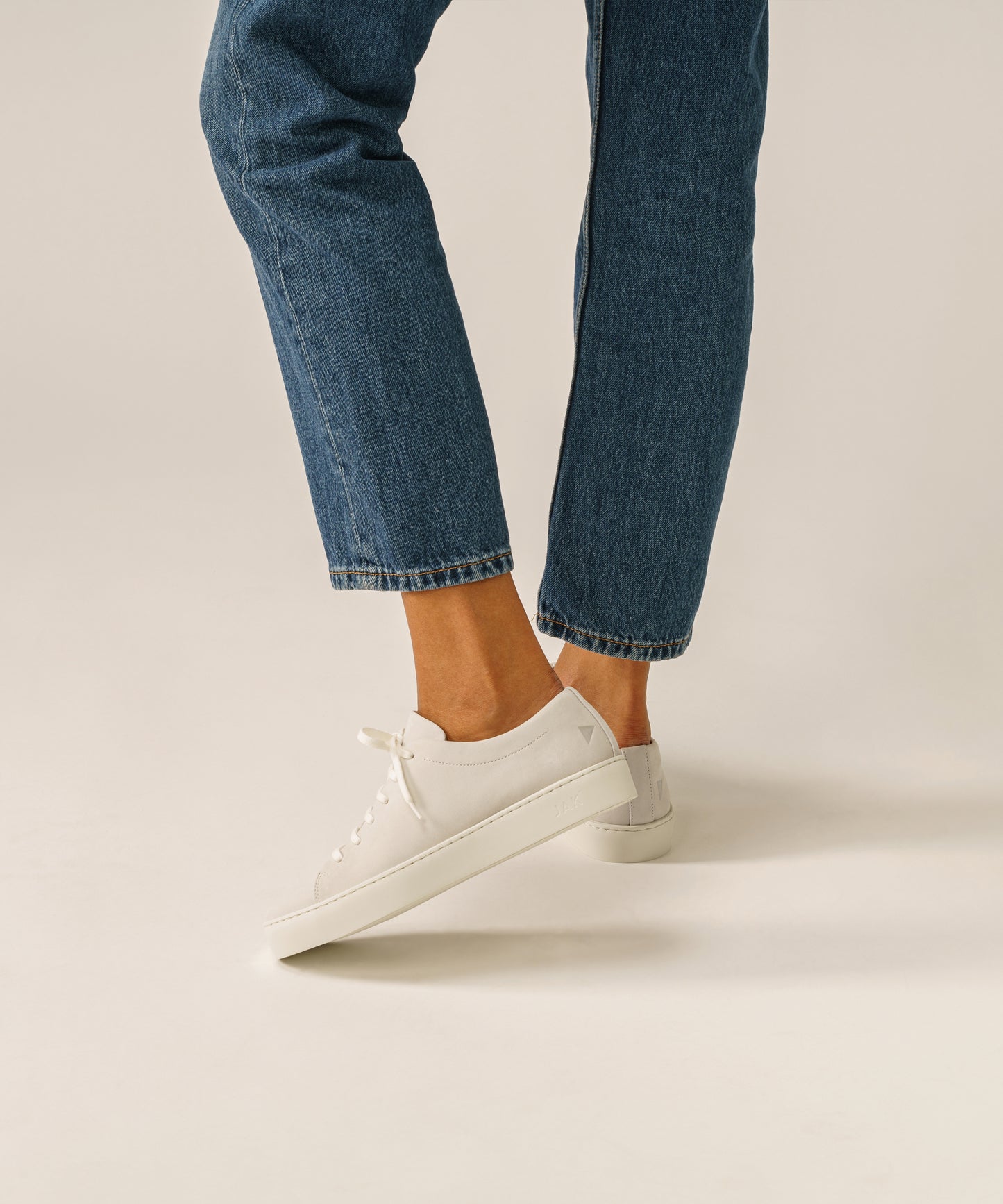 Royal Nubuck Off-White