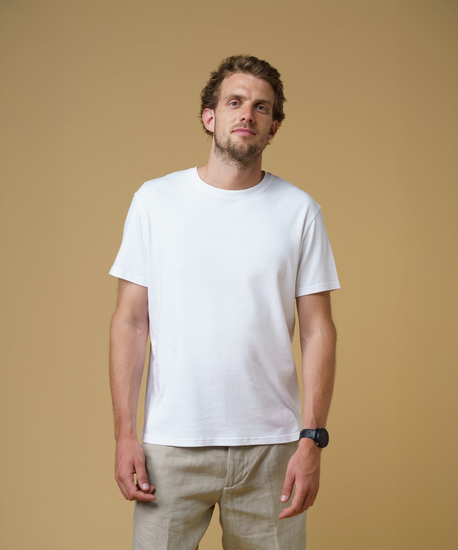 files/tshirt01-men-white-site-1.jpg
